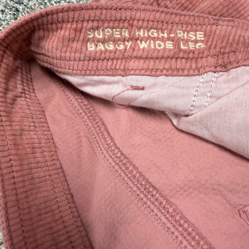 American Eagle Pink Corduroy Cargo Pants Super High Rise Baggy Wide Leg Size 10 - Picture 5 of 10